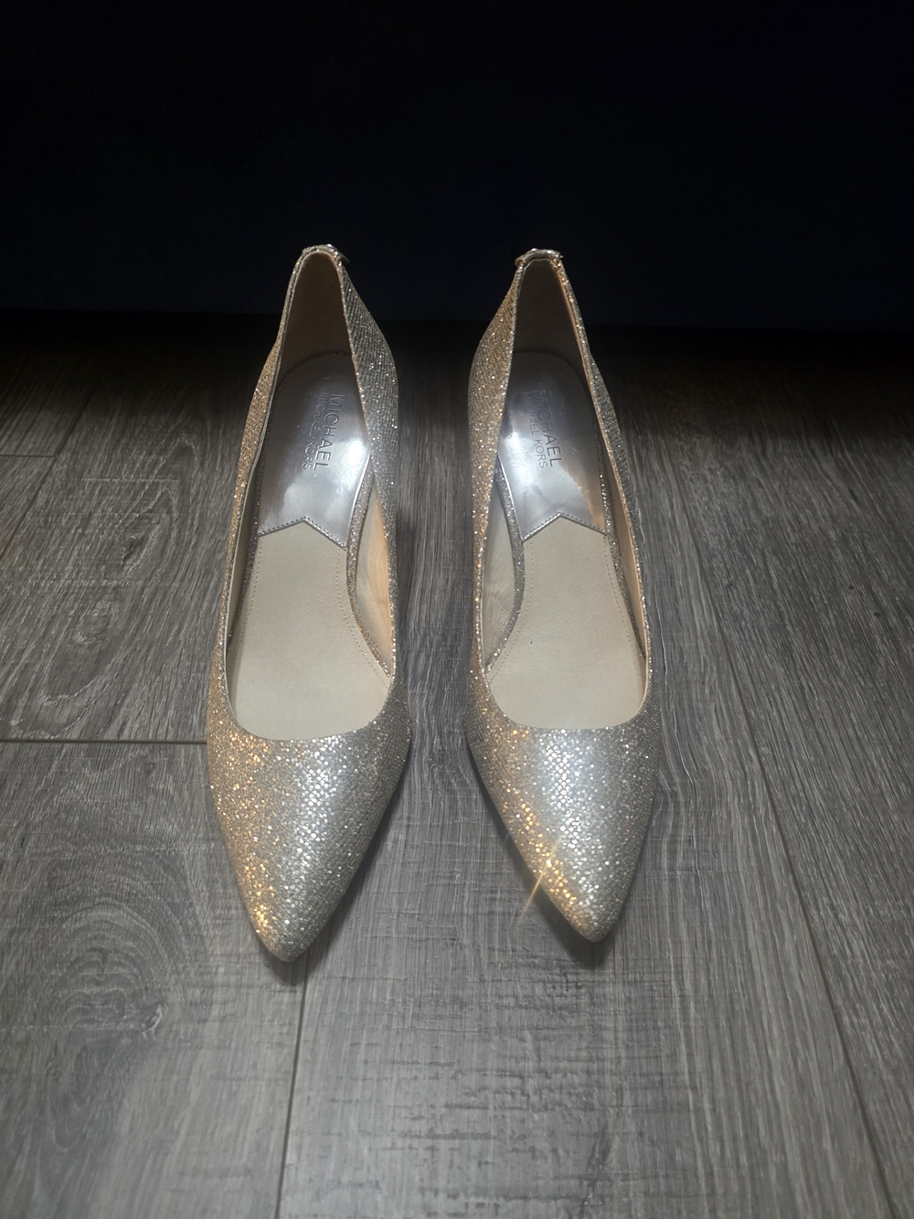 Michael Kors Silver Glitter Pointed Toe Pumps